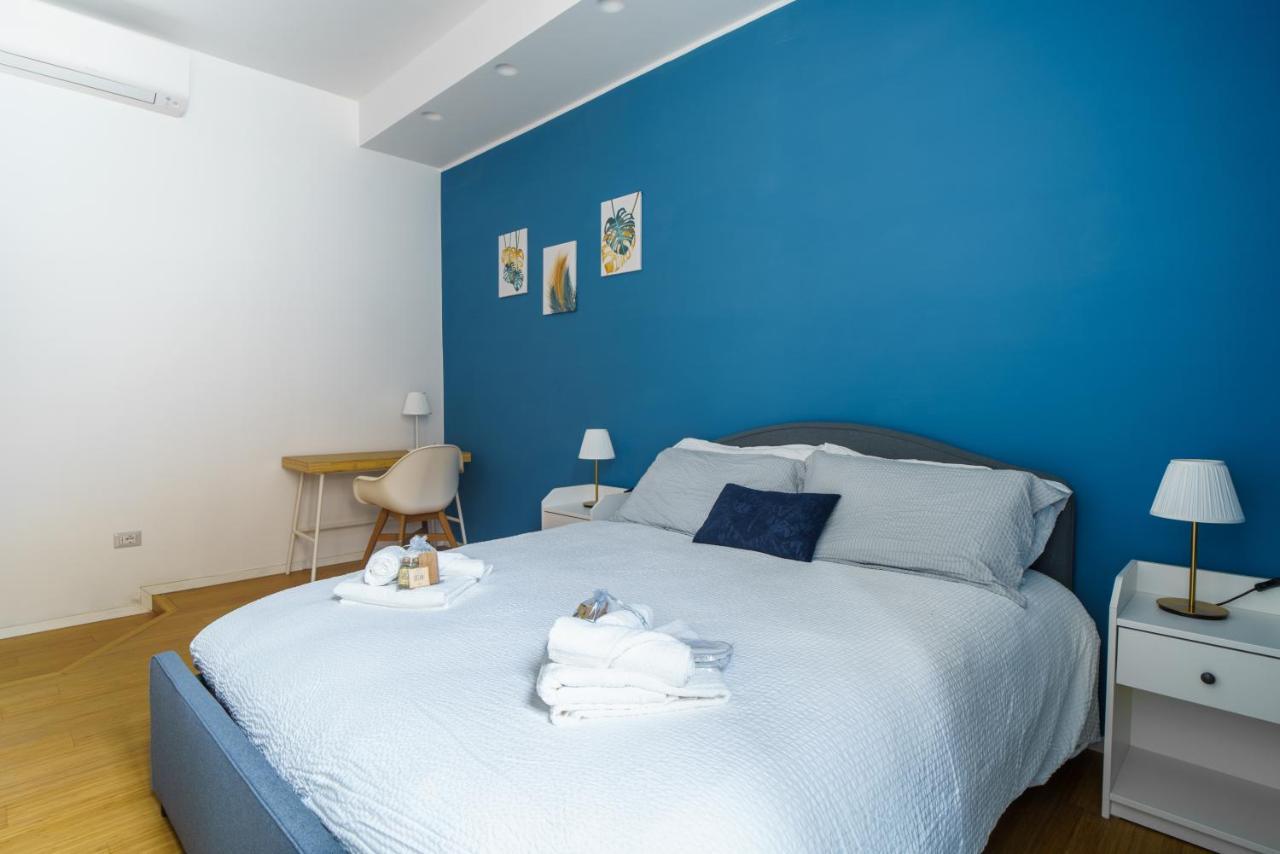 Dreamynest Quattro Cantoni - 2 Bdr Vicino Il Colosseo Рим Экстерьер фото